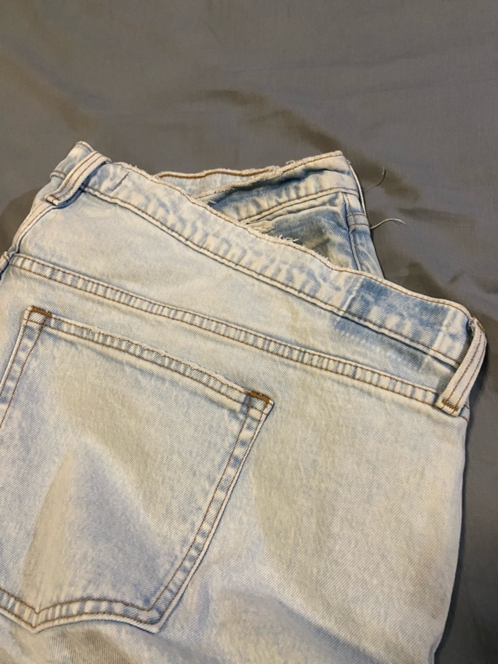 Abercrombie & Fitch Light Blue High-Rise Denim Jeans - Picture 6 of 6